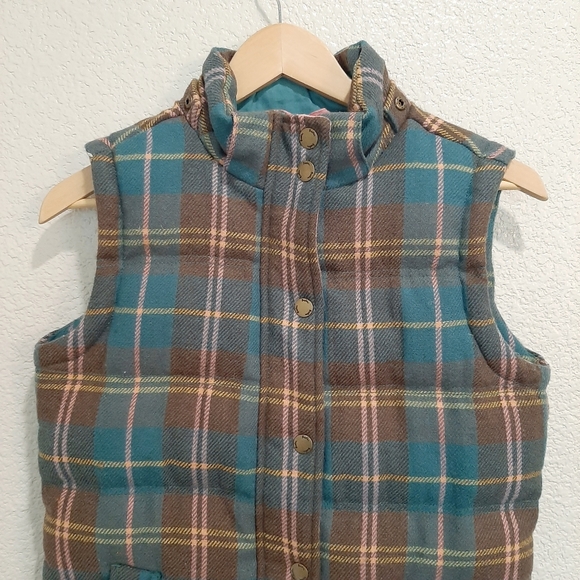 Boden Pembroke Plaid Wool Blend Quilted Vest - Picture 3 of 14